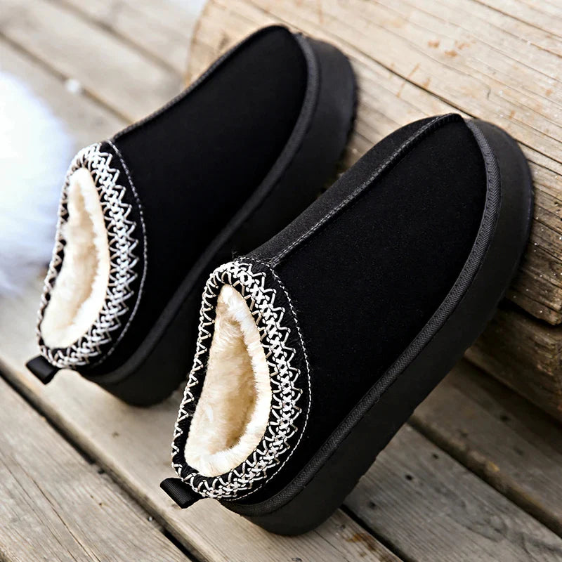 Chic Slippers - Immergiti nel Puro Comfort